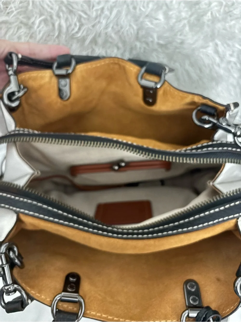 COACH 1941 1st Gen Rogue 31 Chalk